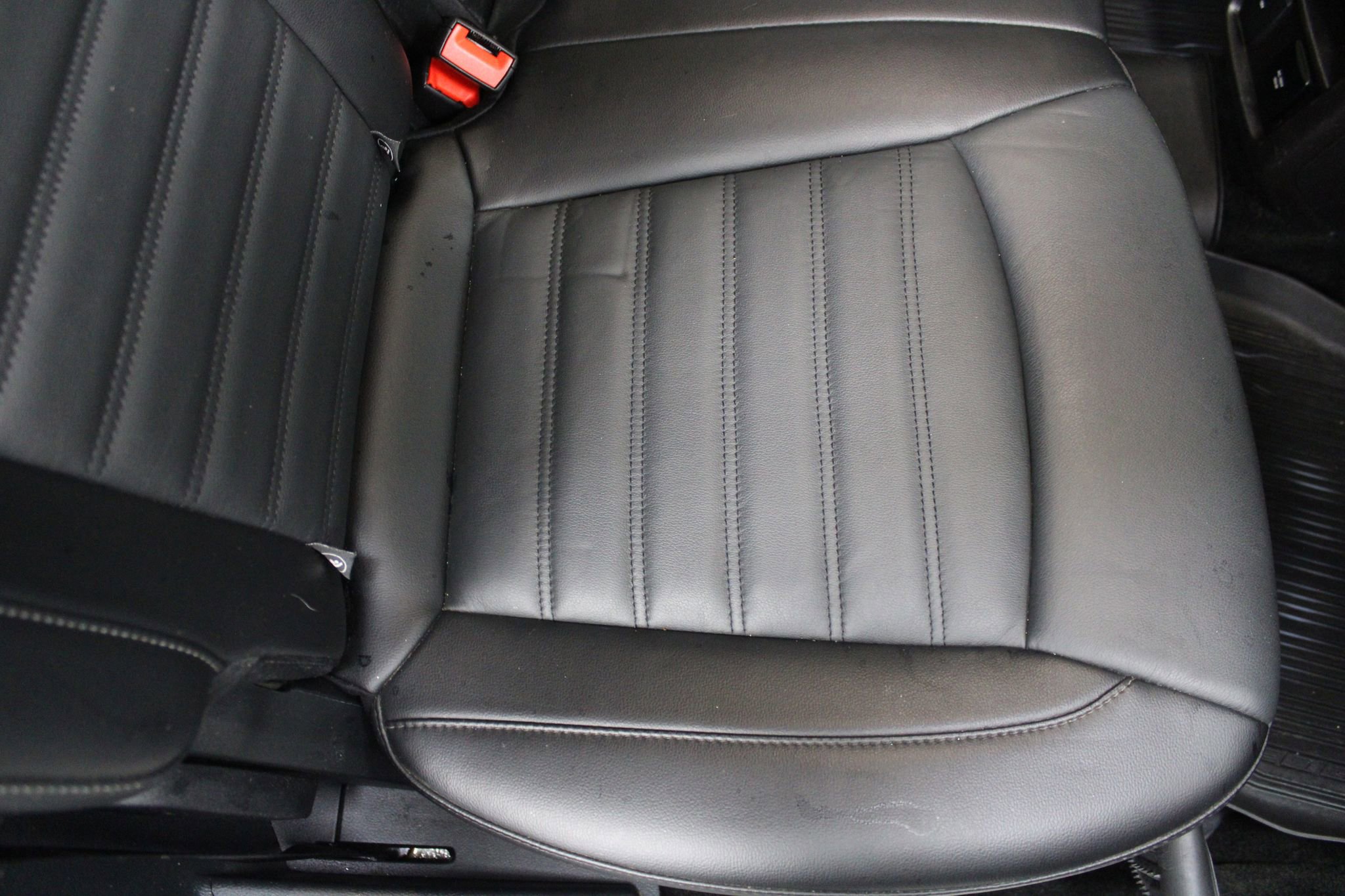 Used 2018 Ford Edge SEL w/ Equipment Group 201A image 22