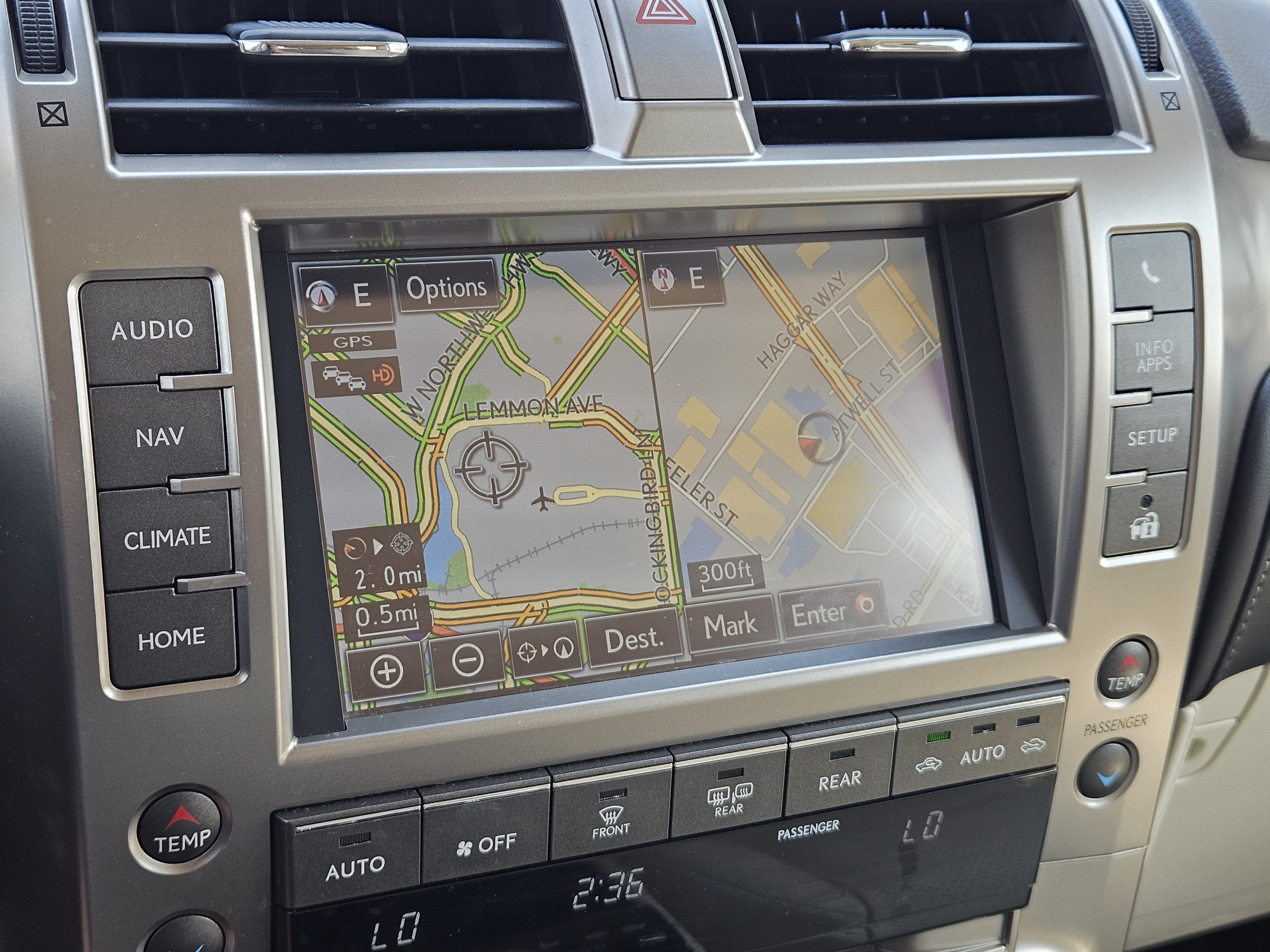 Used 2020 Lexus GX 460 Luxury w/ Accessory Package AWD/4WD image 17