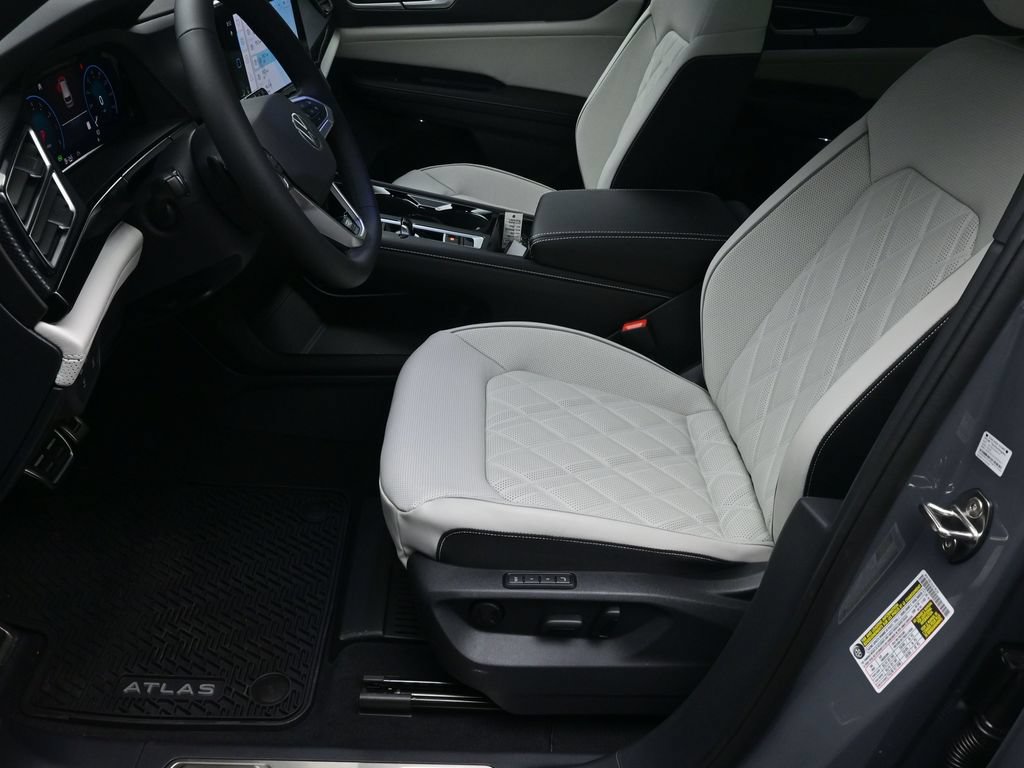 New 2026 Volkswagen Atlas Cross Sport SEL Premium R-Line AWD/4WD image 18