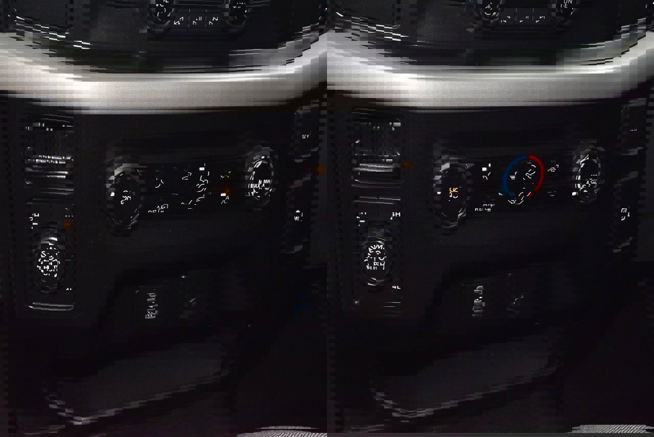 Used 2023 Ford F150 XL image 26