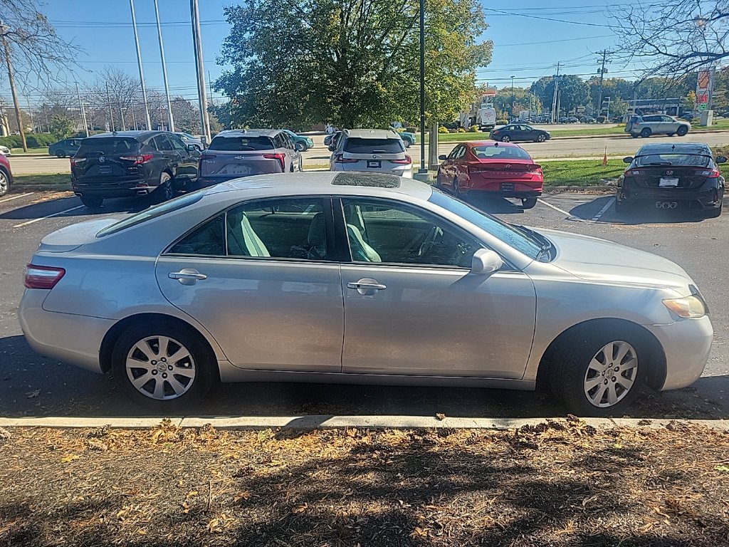 Used 2009 Toyota Camry XLE FWD image 4