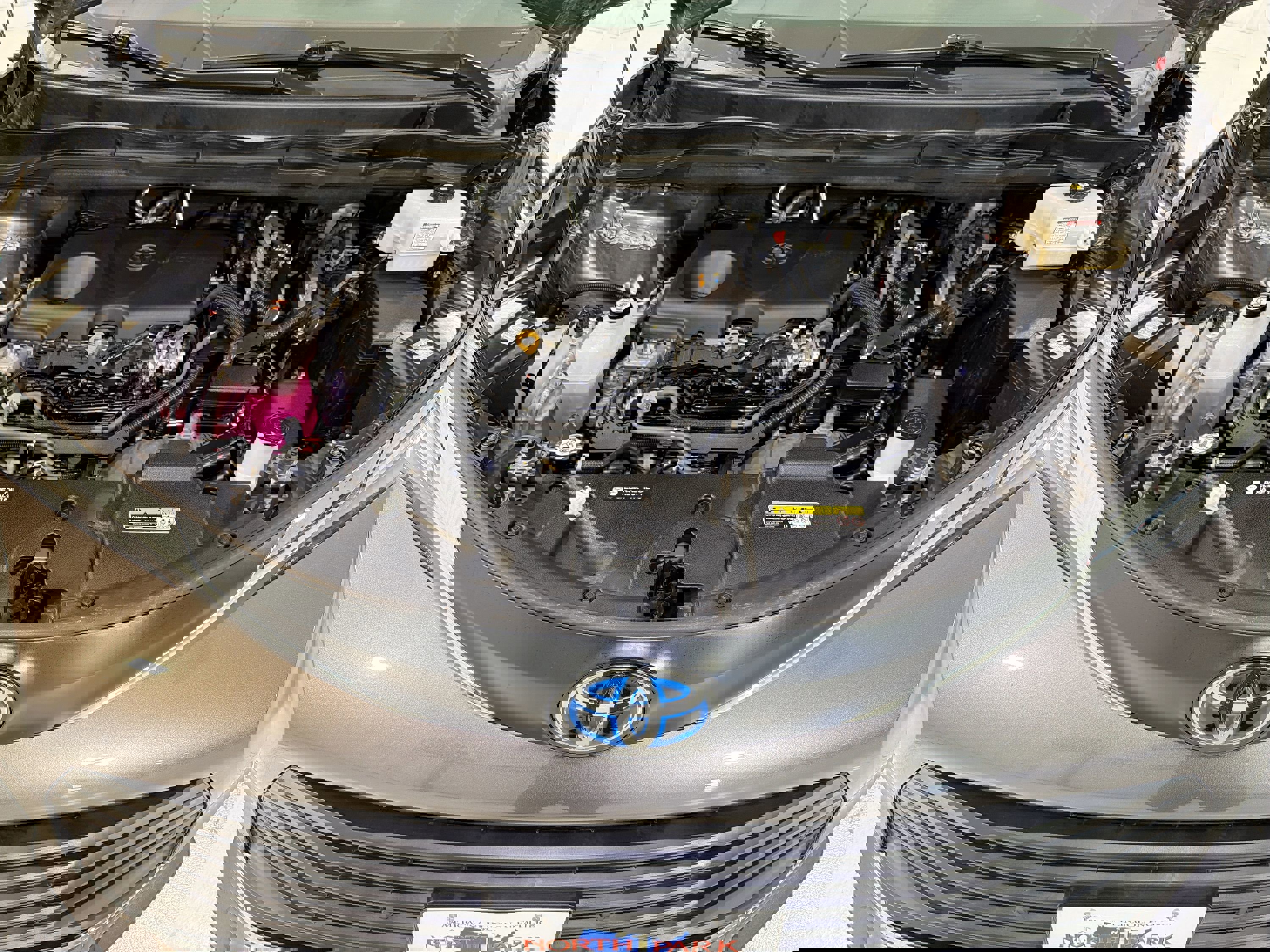 Used 2023 Toyota Sienna XLE image 31