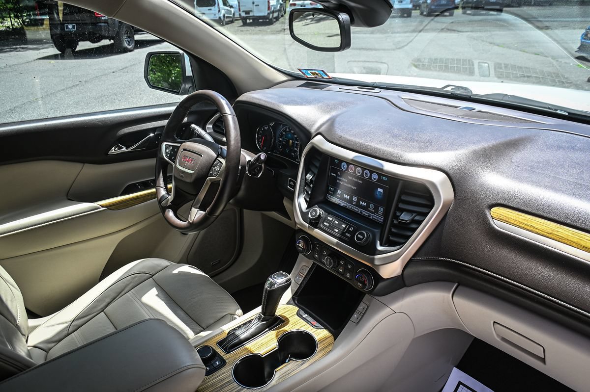 Used 2018 GMC Acadia Denali AWD/4WD image 20