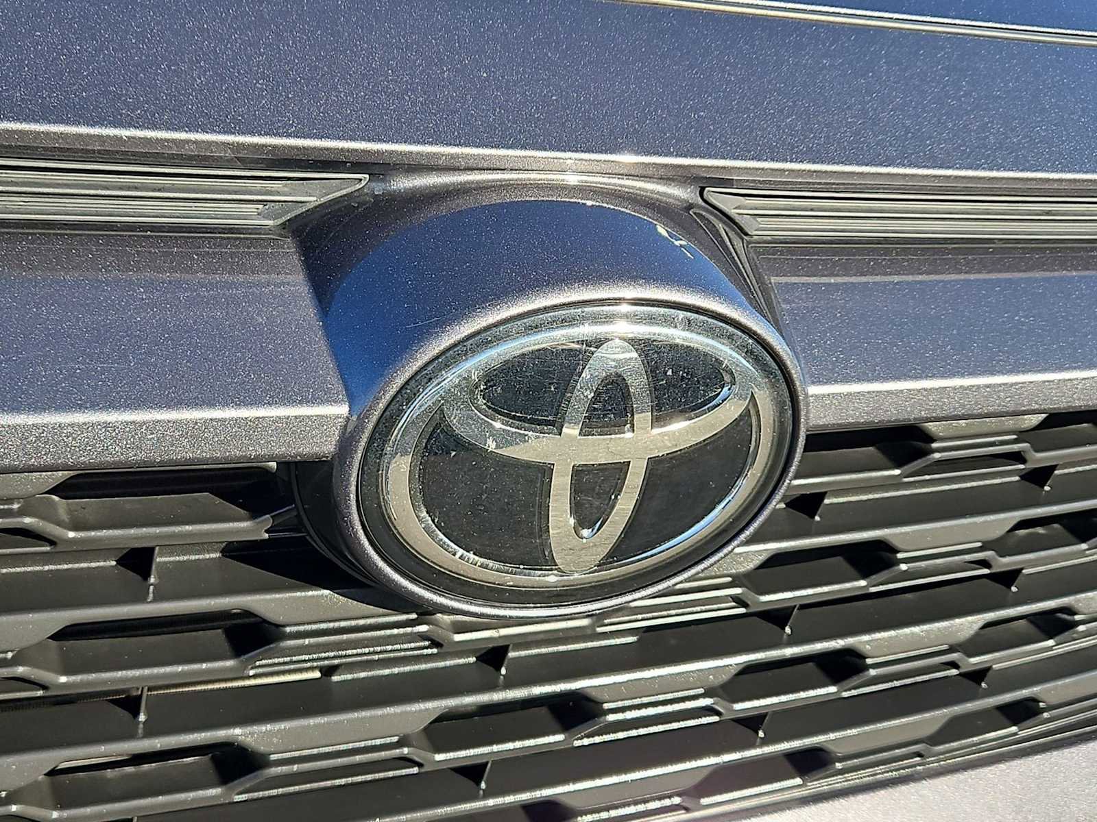 Used 2024 Toyota RAV4 LE image 11