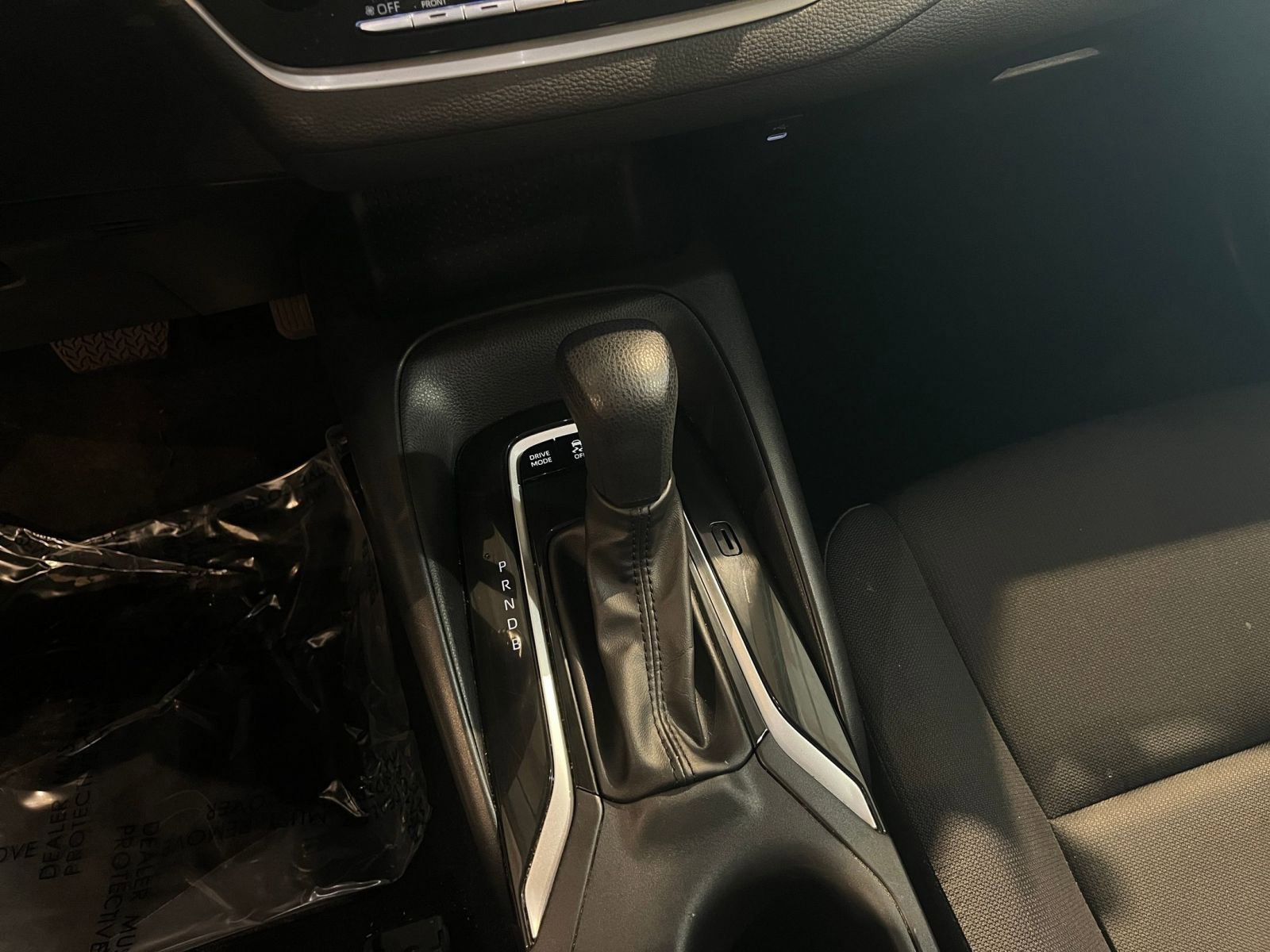 Used 2025 Toyota Corolla LE image 41