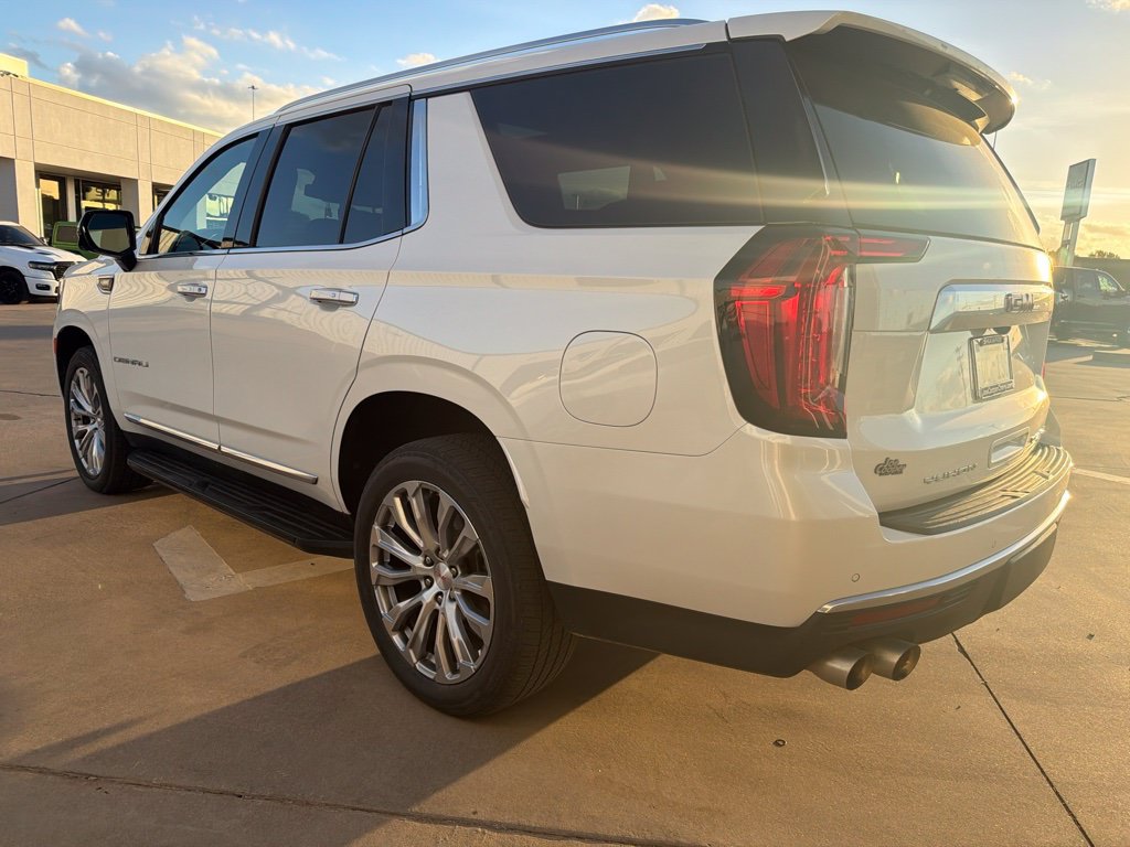 Used 2022 GMC Yukon Denali AWD/4WD image 4