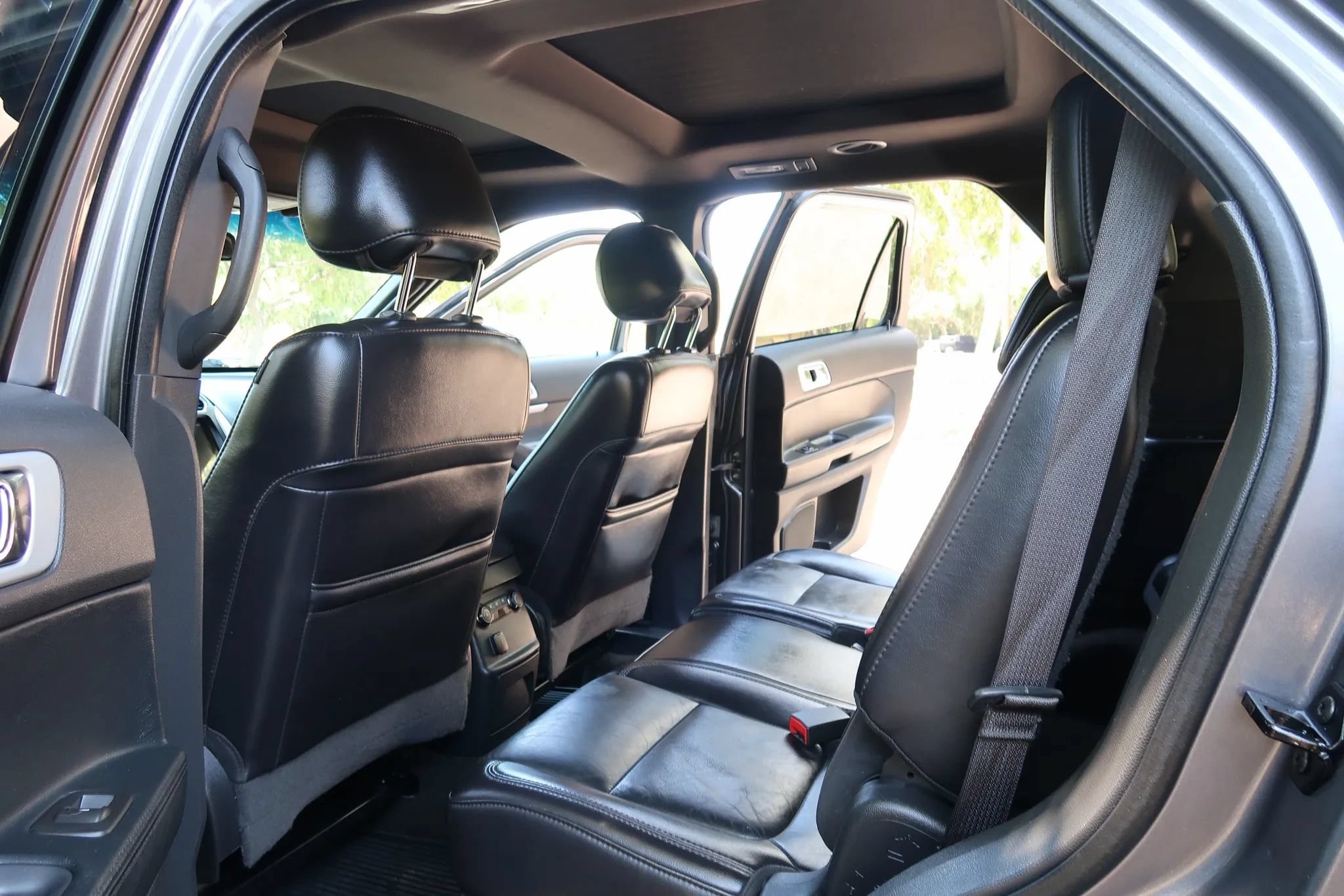 Used 2013 Ford Explorer XLT AWD/4WD image 15