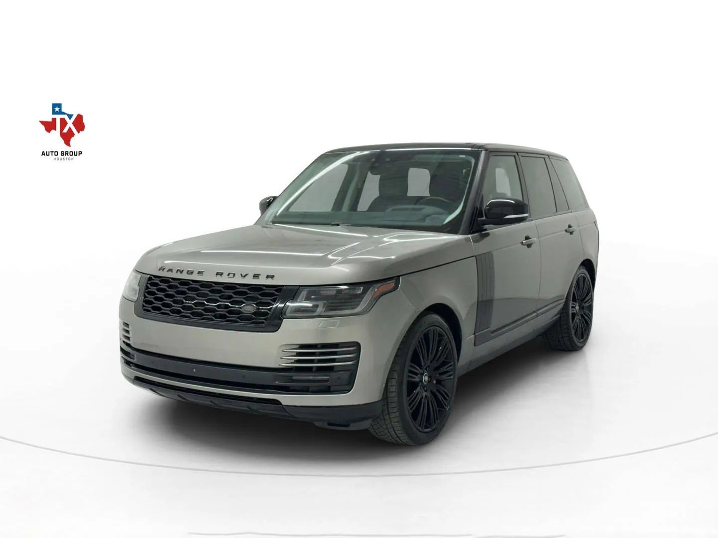 Used 2018 Land Rover Range Rover Supercharged image 4