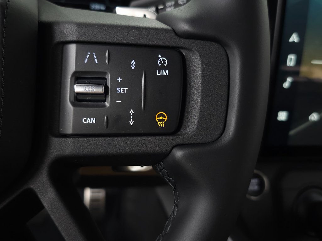 Certified 2026 Land Rover Defender 110 V8 AWD/4WD image 18