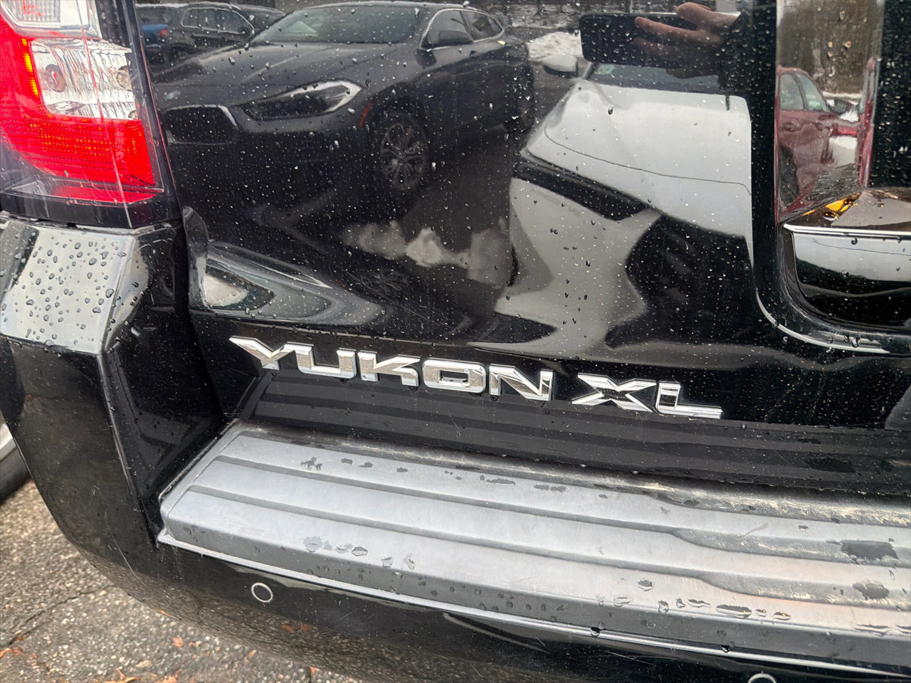 Used 2016 GMC Yukon XL SLT w/ Open Road Package image 7