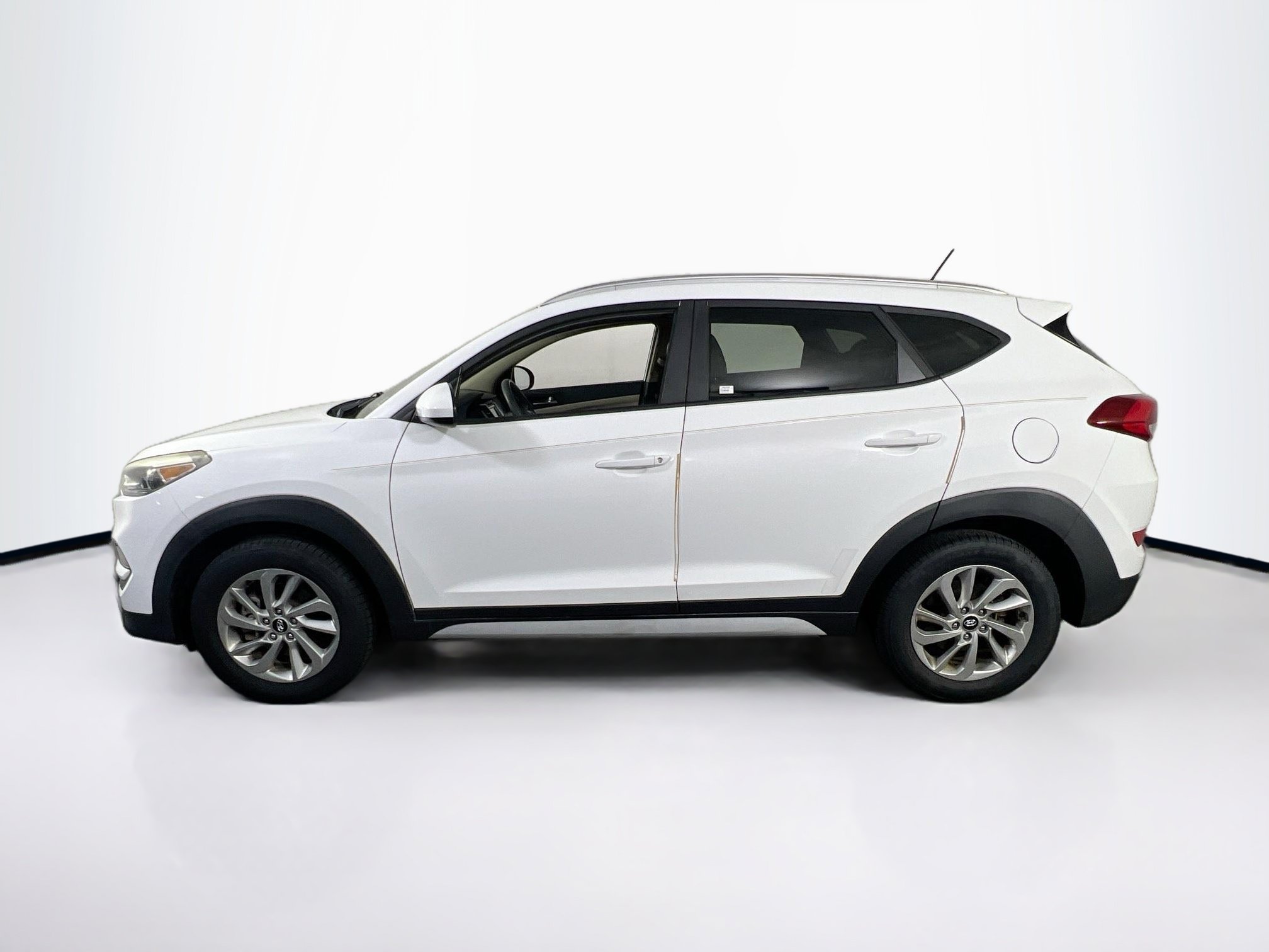 Used 2017 Hyundai Tucson SE AWD/4WD image 8
