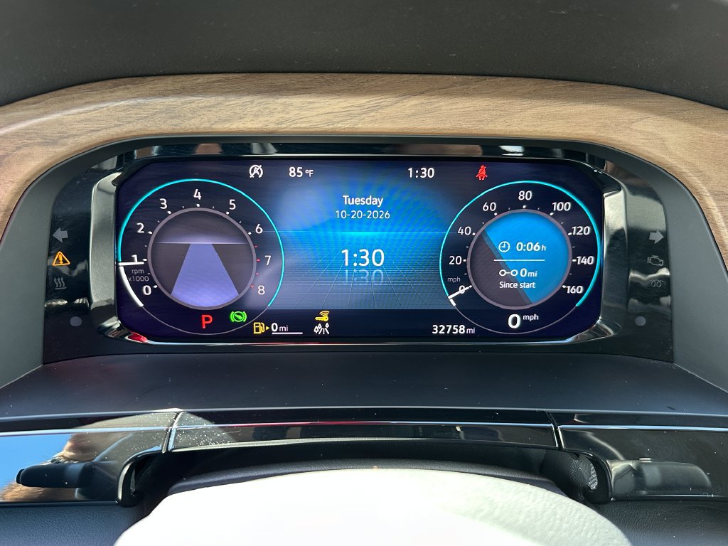 Used 2025 Volkswagen Atlas SE FWD image 28