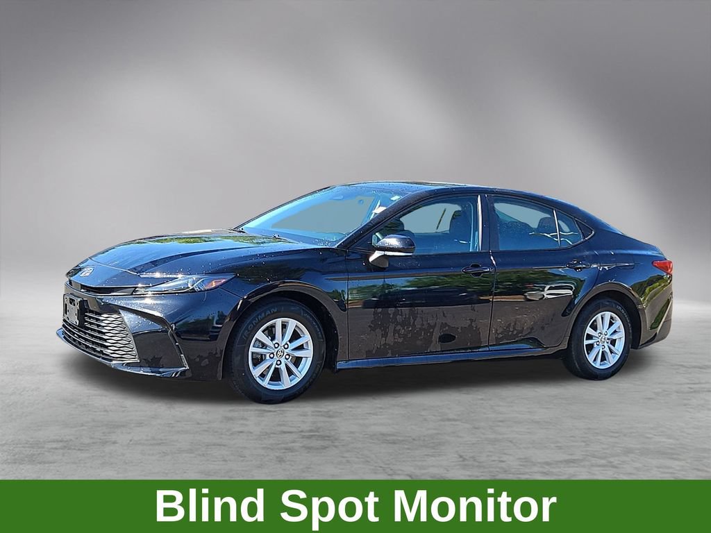 Used 2025 Toyota Camry LE FWD image 3