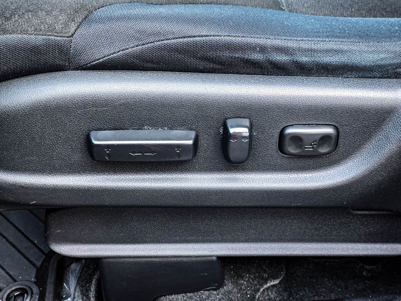 Used 2015 Honda CR-V EX image 16