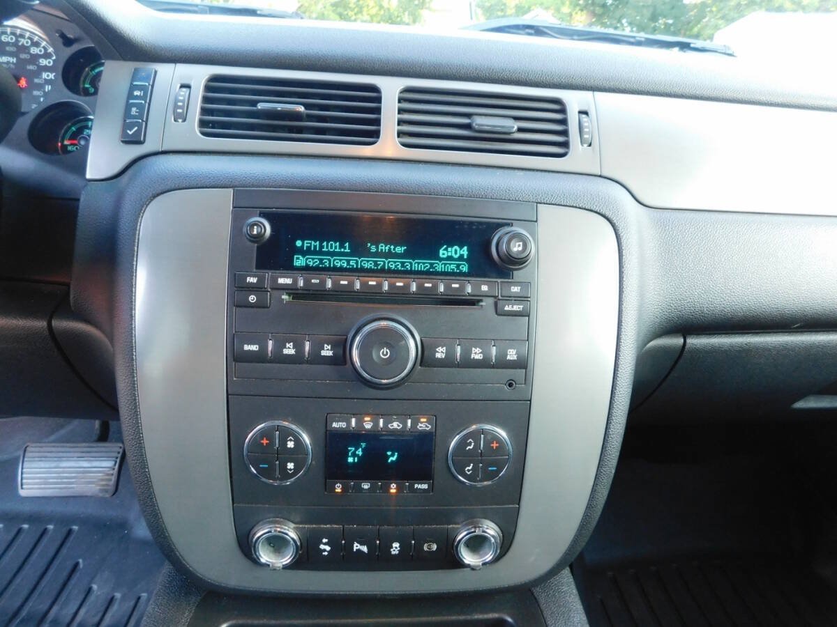 Used 2012 Chevrolet Silverado 3500 LTZ w/ LTZ Plus Package AWD/4WD image 10