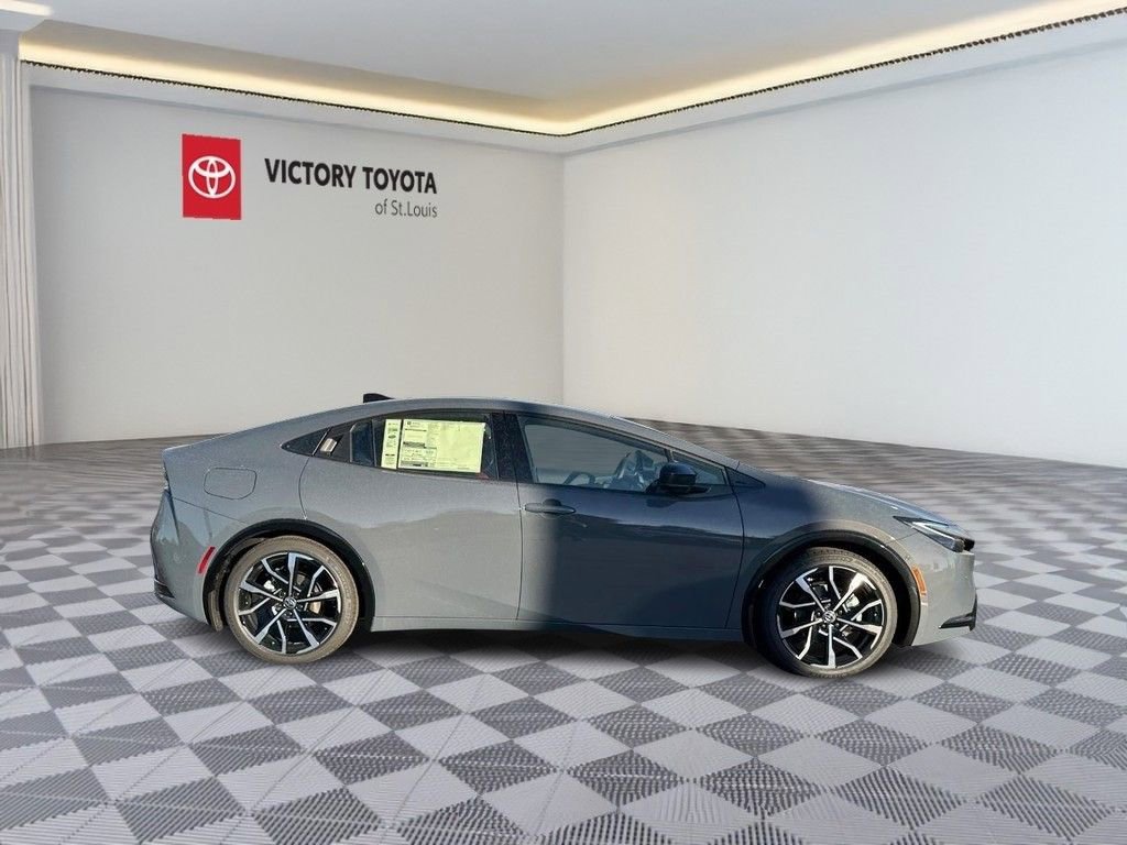 New 2026 Toyota Prius XSE Premium image 2