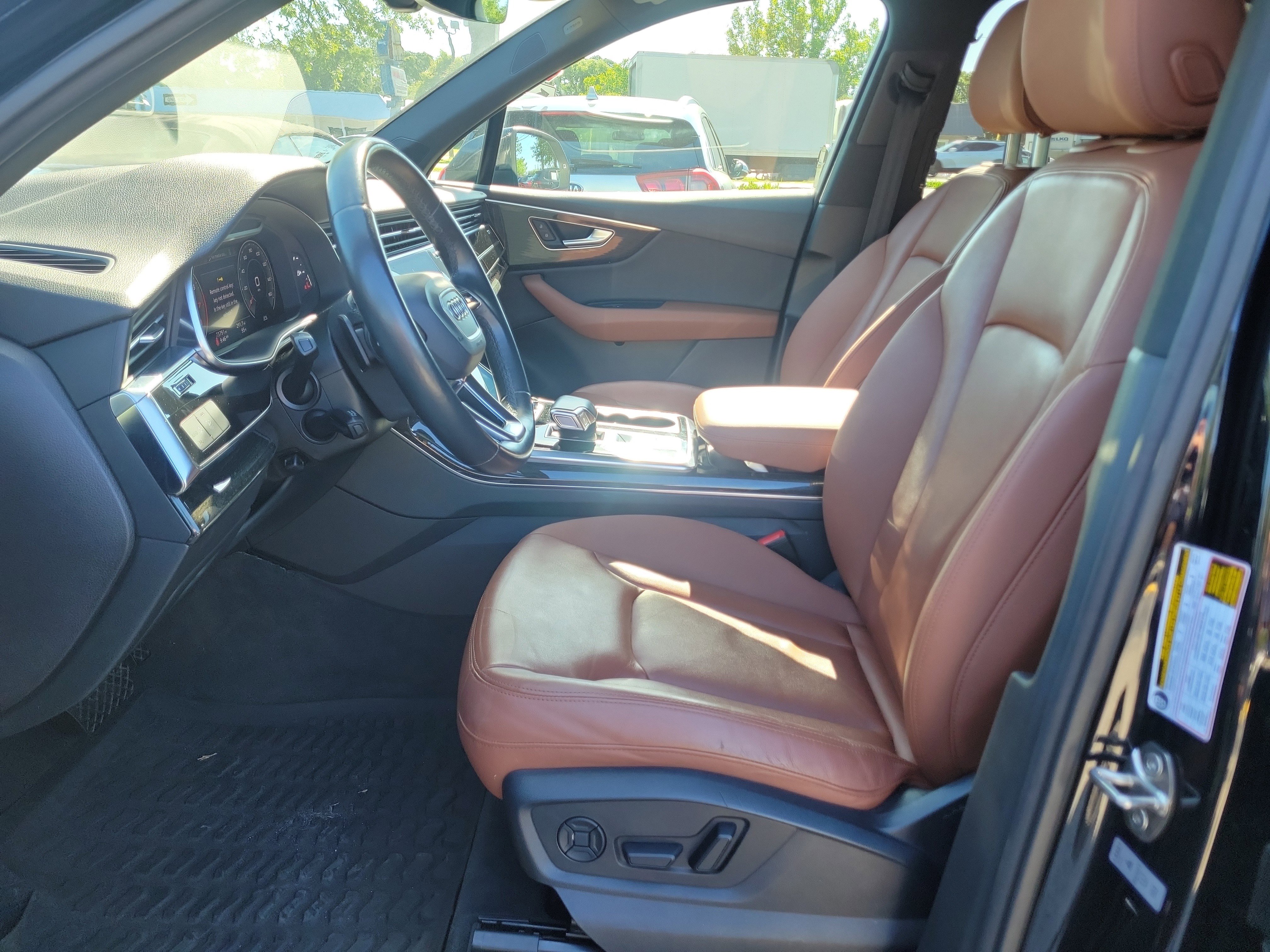 Used 2021 Audi Q7 3.0T Premium Plus w/ Premium Plus Package AWD/4WD image 24