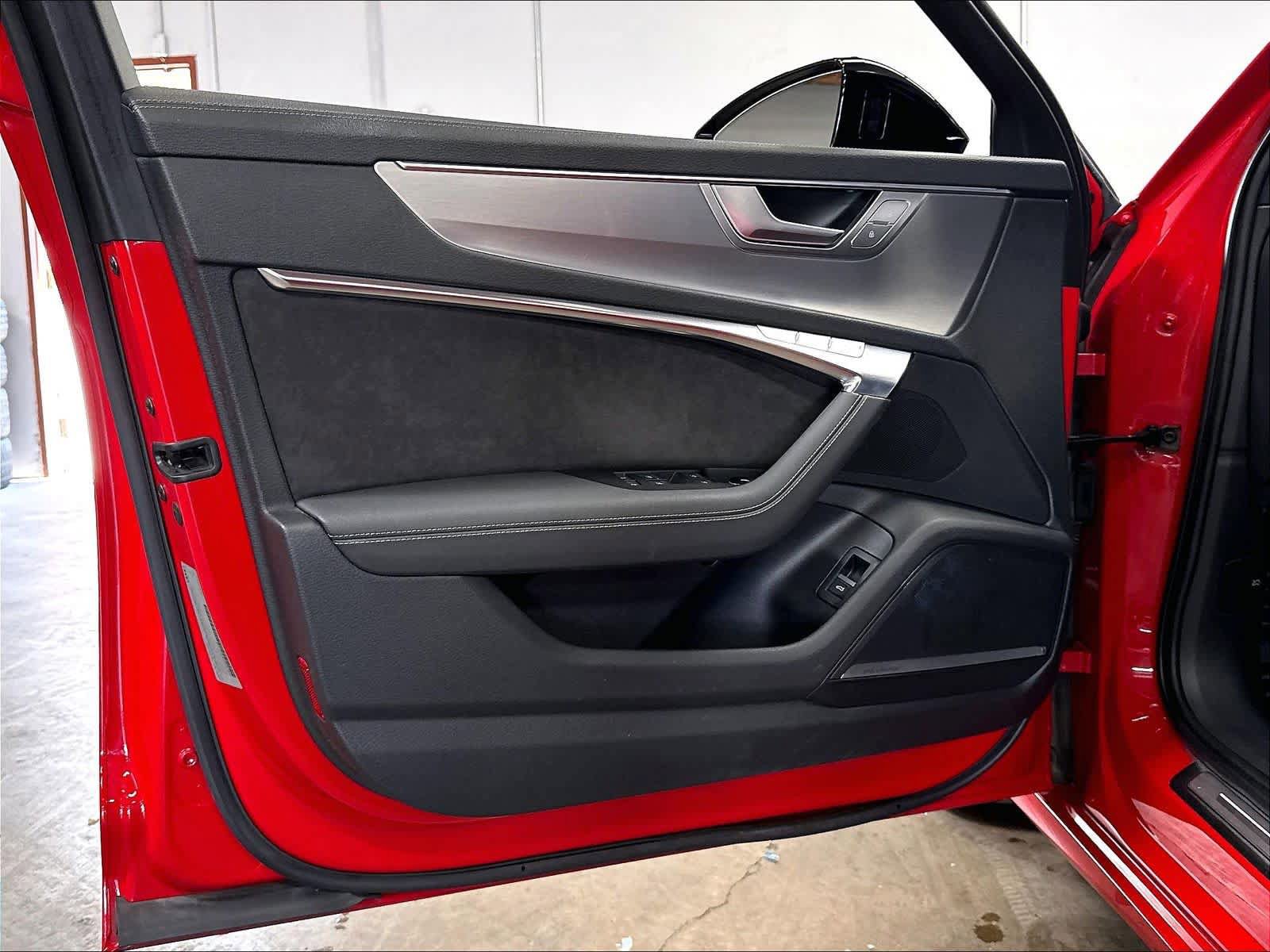 Used 2020 Audi S6 Premium Plus w/ S Sport Package AWD/4WD image 24