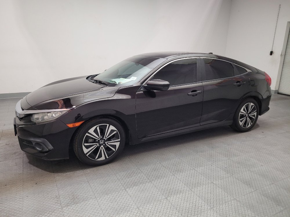 Used 2018 Honda Civic EX-T image 2