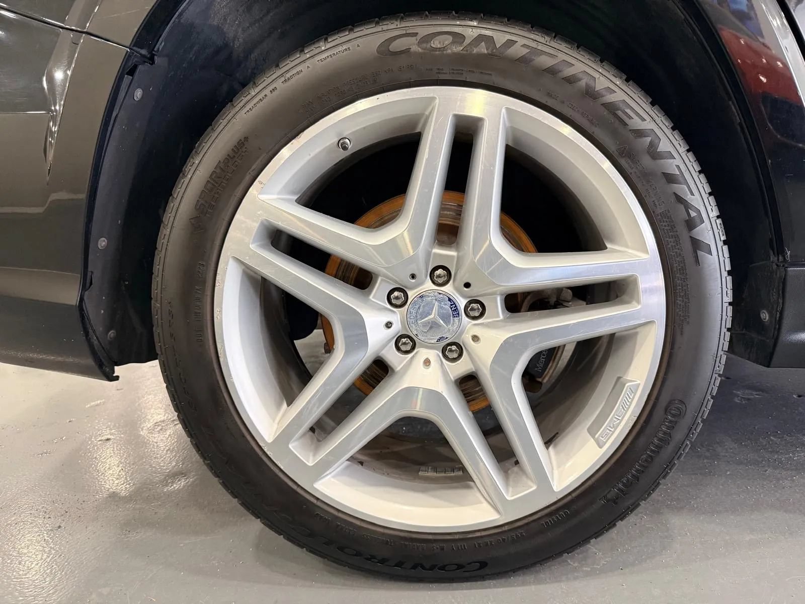 Used 2013 Mercedes-Benz GL 550 4MATIC image 45