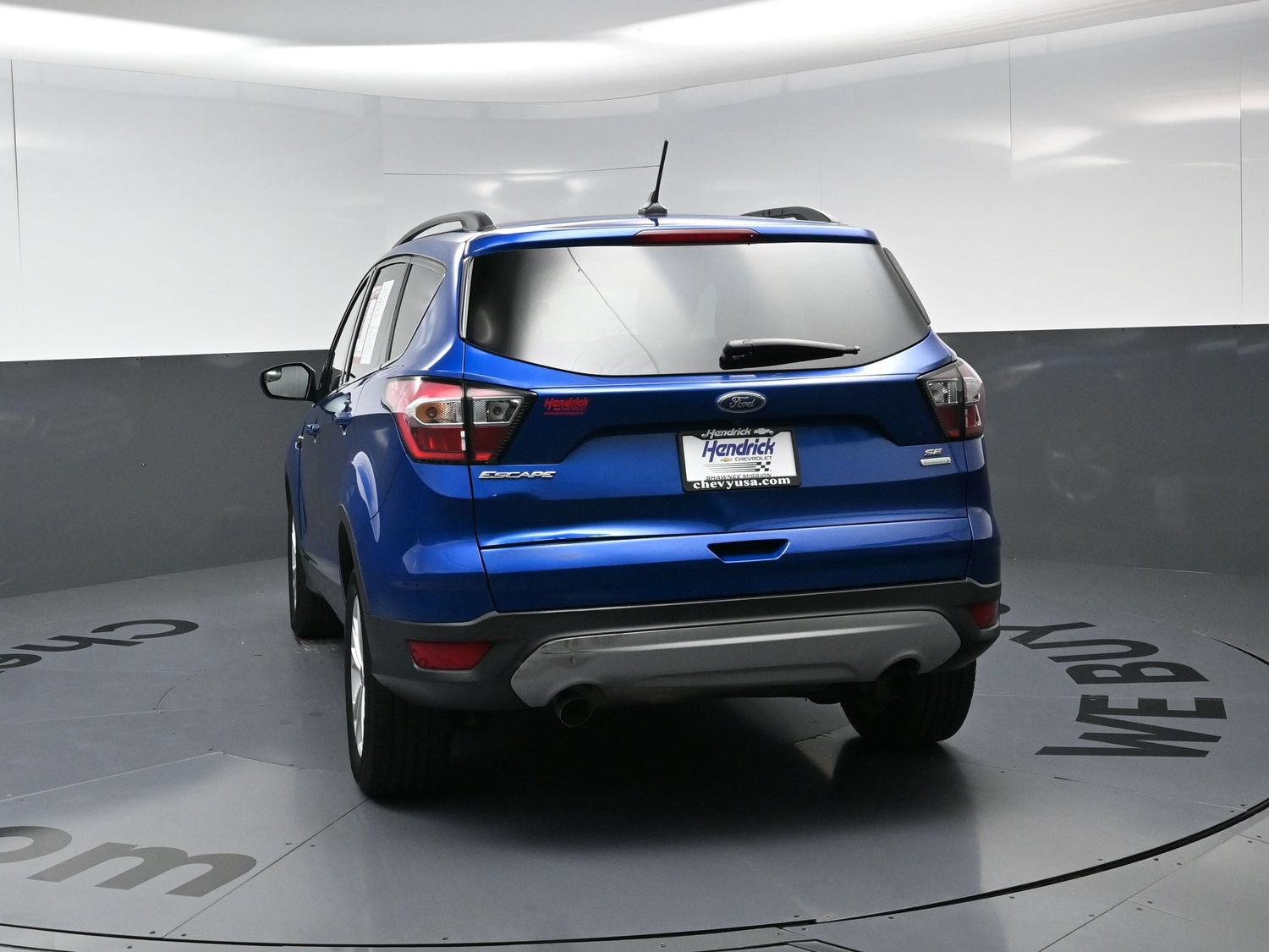Used 2018 Ford Escape SE w/ SE Sync 3 Package FWD image 8
