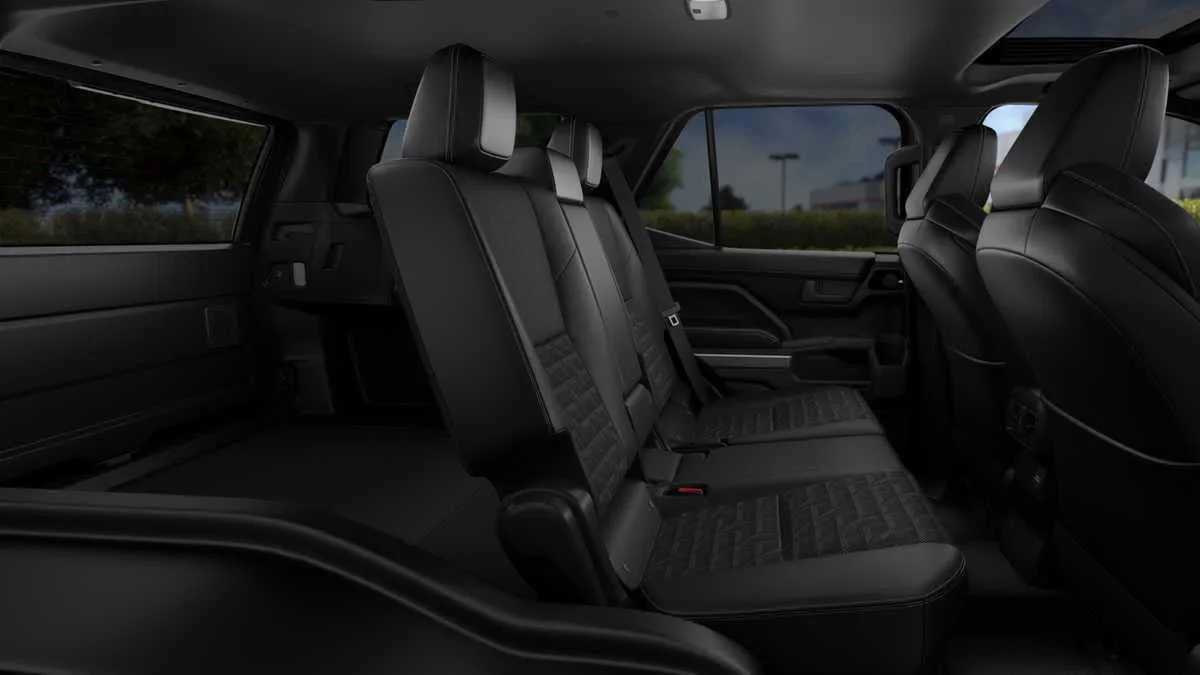 New 2026 Toyota 4Runner TRD Off-Road Premium AWD/4WD image 2