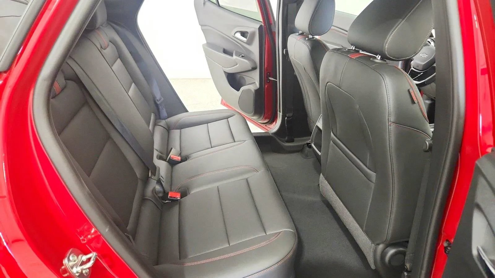 New 2026 Chevrolet Trax RS w/ Driver Confidence Package FWD image 27