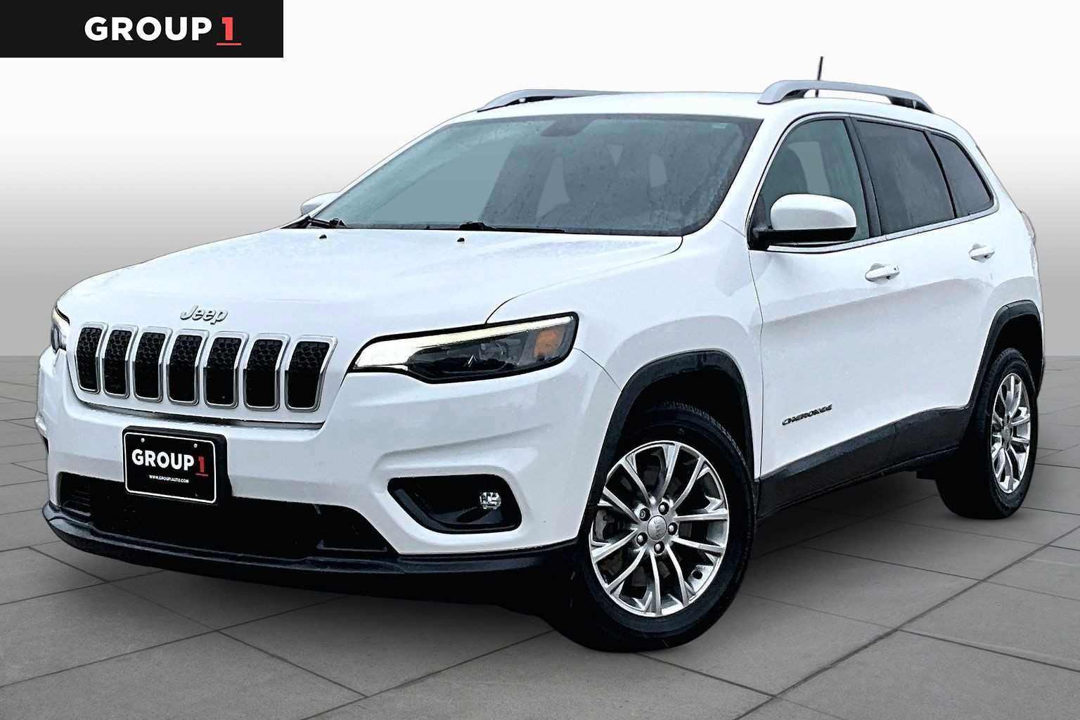 Used 2019 Jeep Cherokee Latitude Plus FWD image 1
