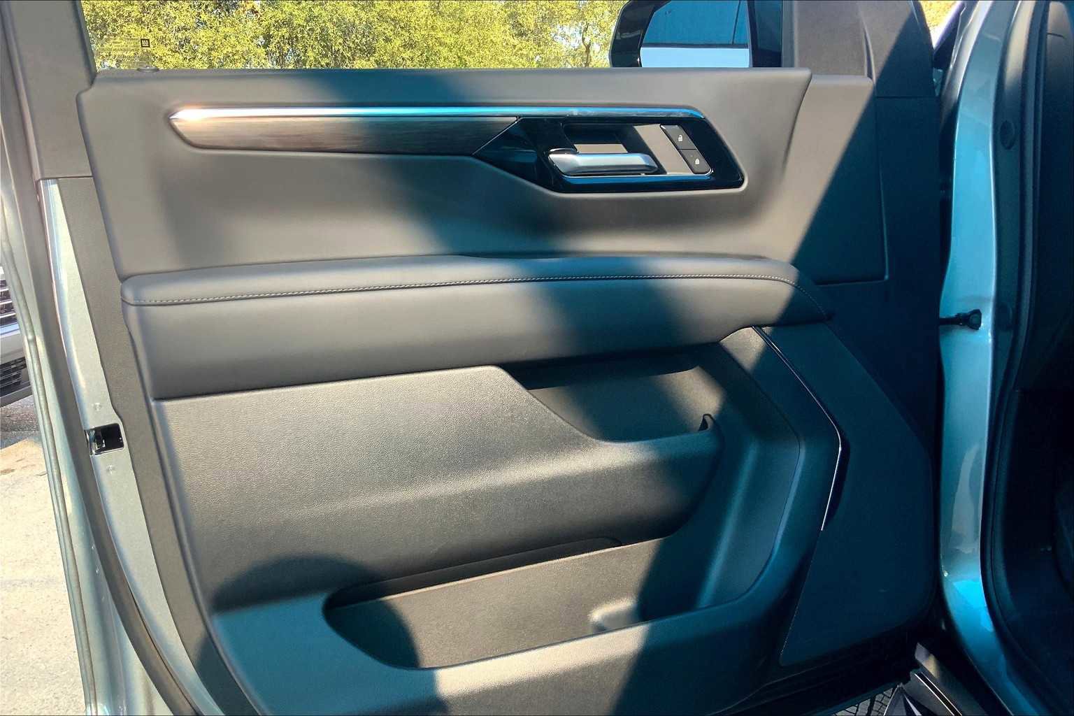 New 2026 Chevrolet Tahoe LS image 10