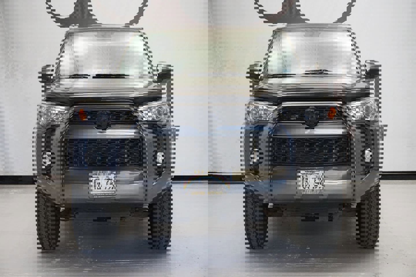 Used 2018 Toyota 4Runner SR5 image 2