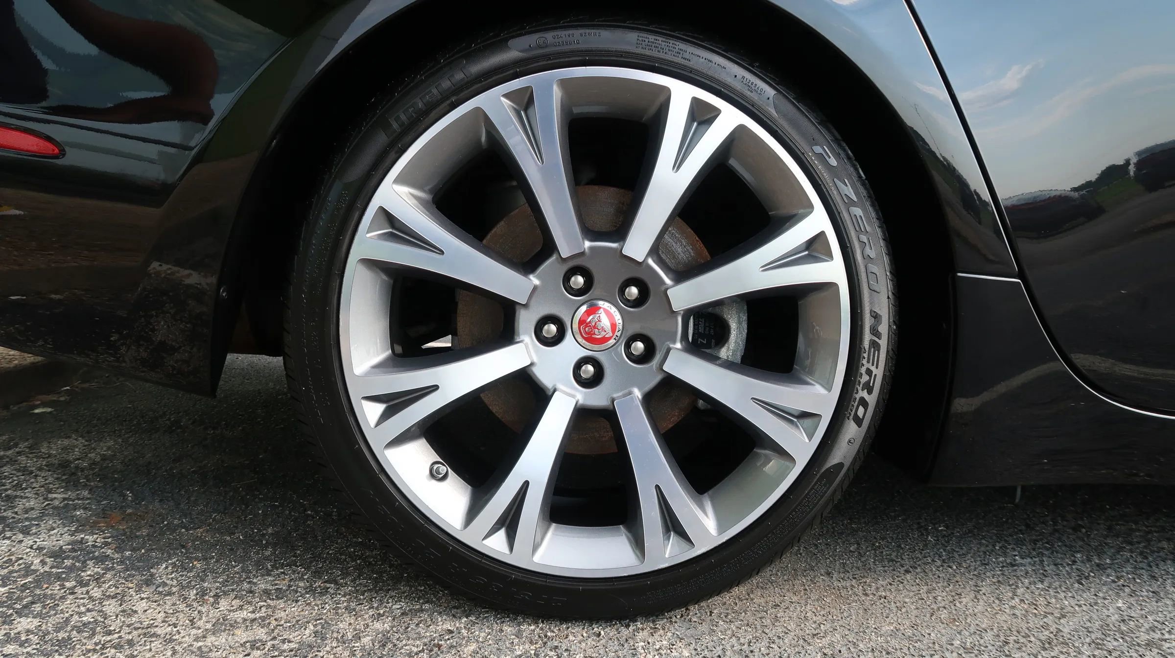 Used 2019 Jaguar XJ L Portfolio image 57