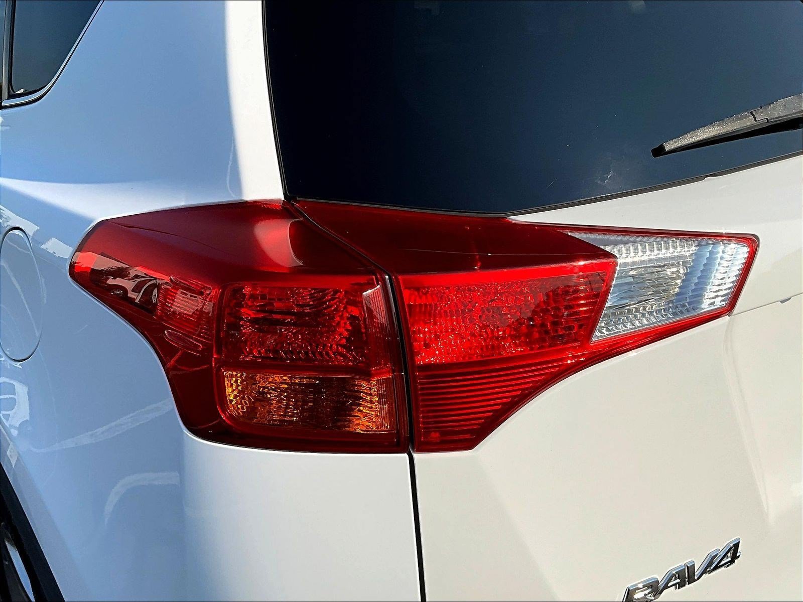 Used 2015 Toyota RAV4 XLE AWD/4WD image 22