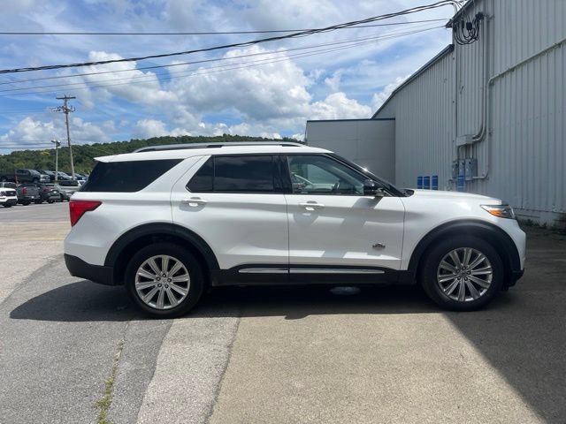 Used 2022 Ford Explorer King Ranch w/ Premium Technology Package AWD/4WD image 4