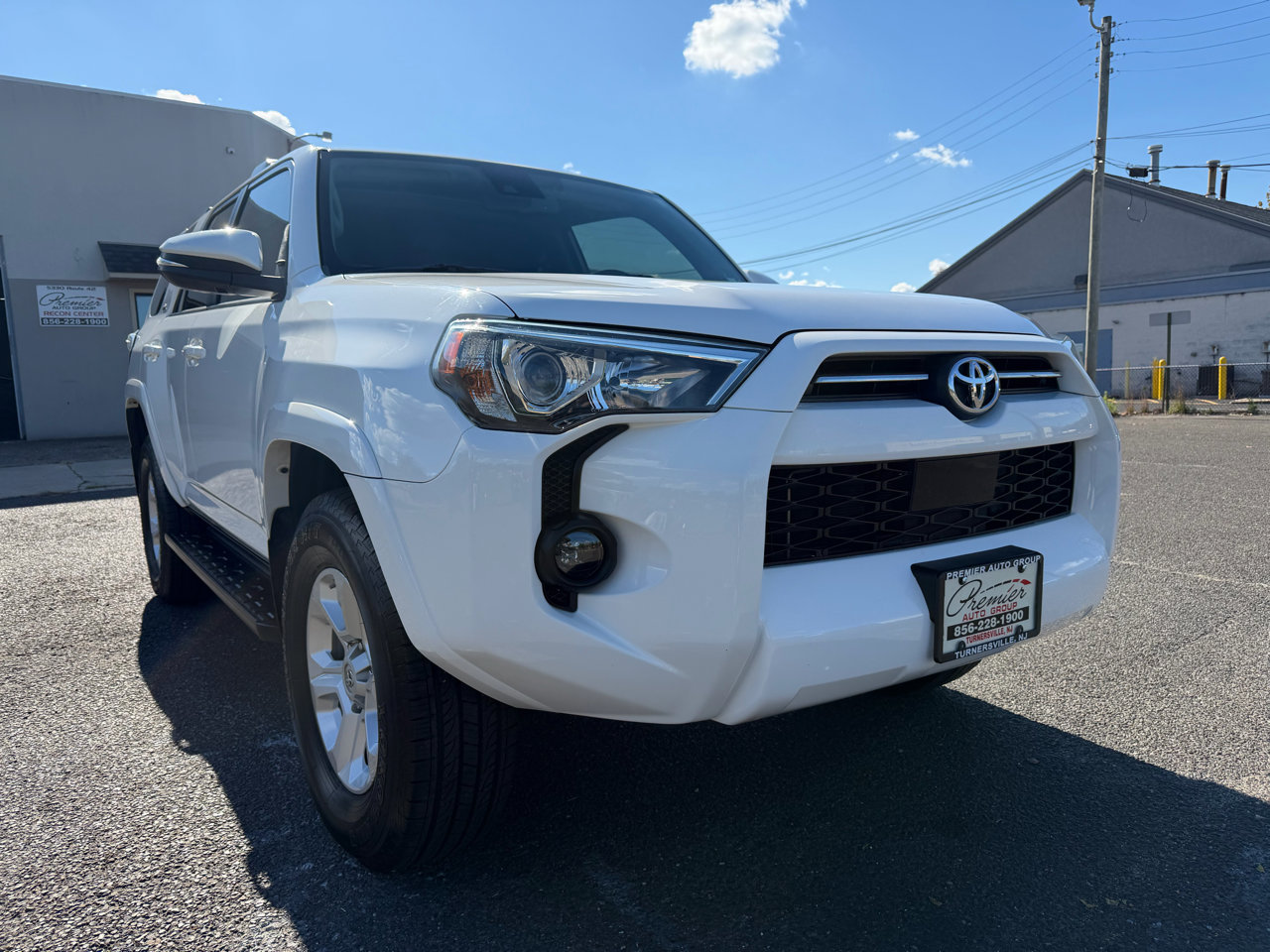Used 2020 Toyota 4Runner SR5 Premium w/ Moonroof Package image 3