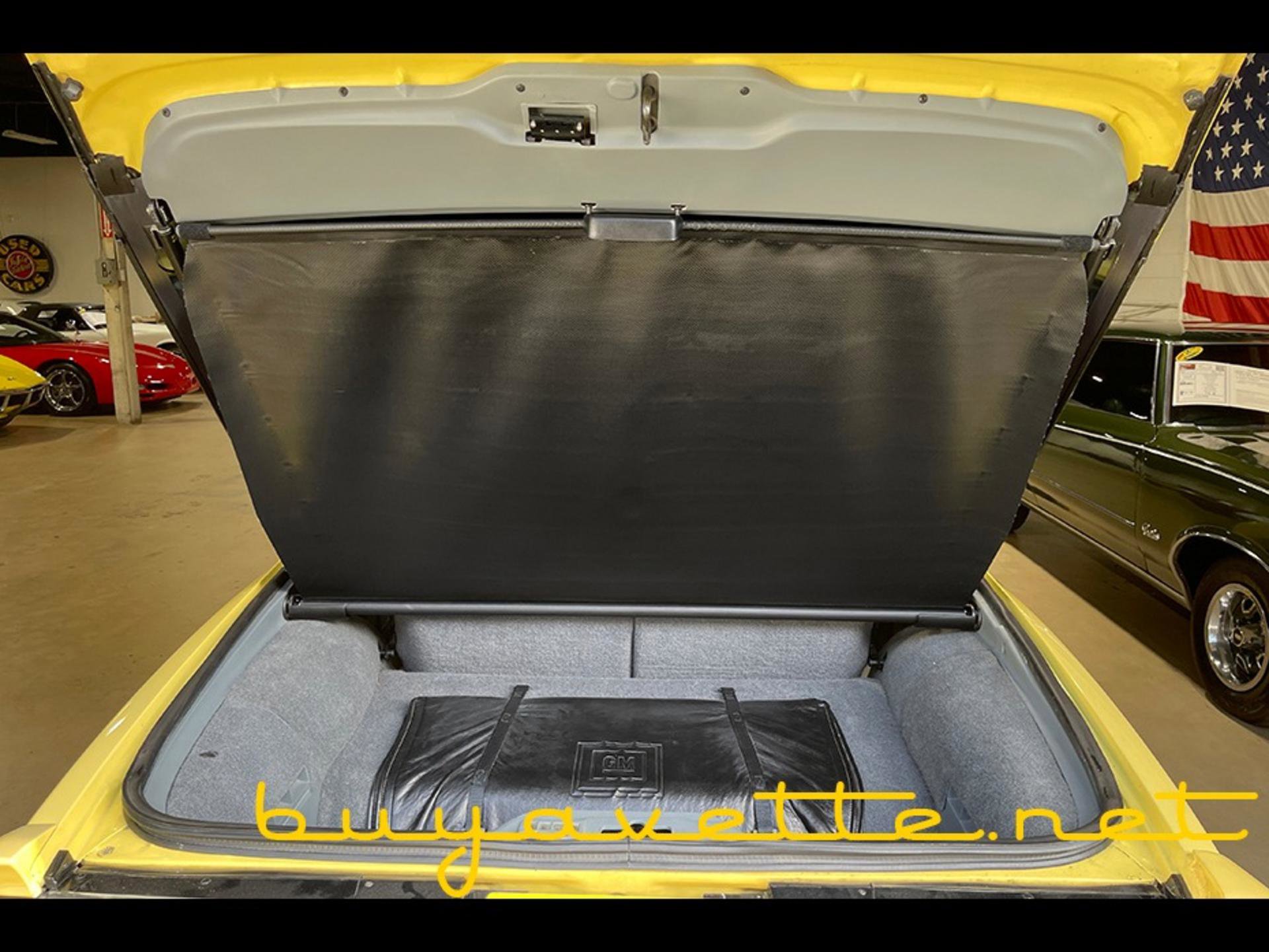 Used 1987 Chevrolet Camaro LT image 32