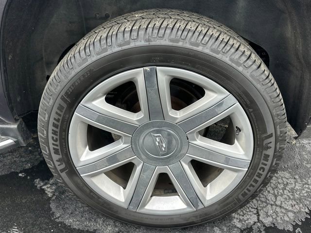 Used 2017 Cadillac Escalade Luxury image 26