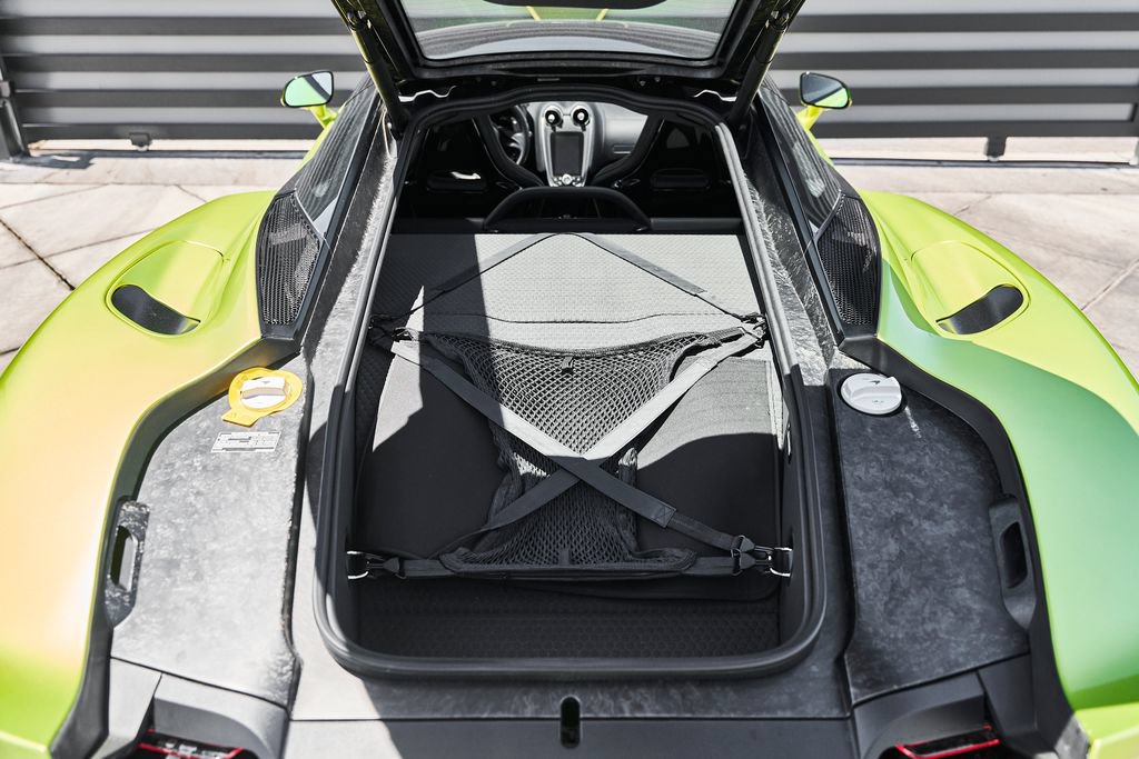 Used 2023 McLaren GT RWD image 23