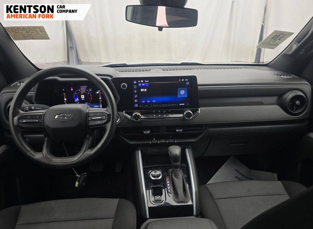 Used 2023 Chevrolet Colorado Trail Boss w/ LPO, Dark Essentials Package AWD/4WD image 6