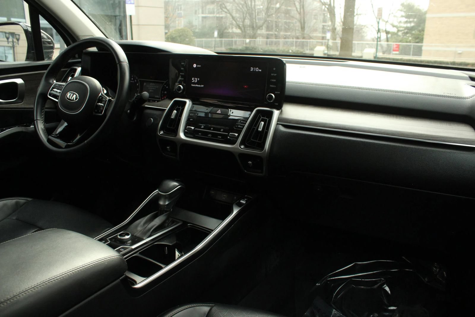 Used 2021 Kia Sorento EX w/ EX AWD X-Line Package image 24
