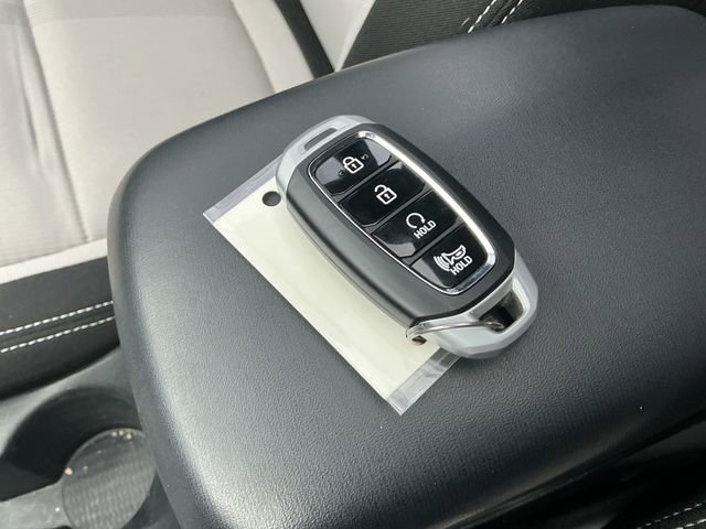 Certified 2024 Hyundai Venue SEL FWD image 26