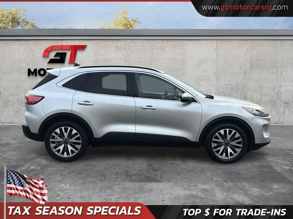 Used 2020 Ford Escape Titanium AWD/4WD image 4