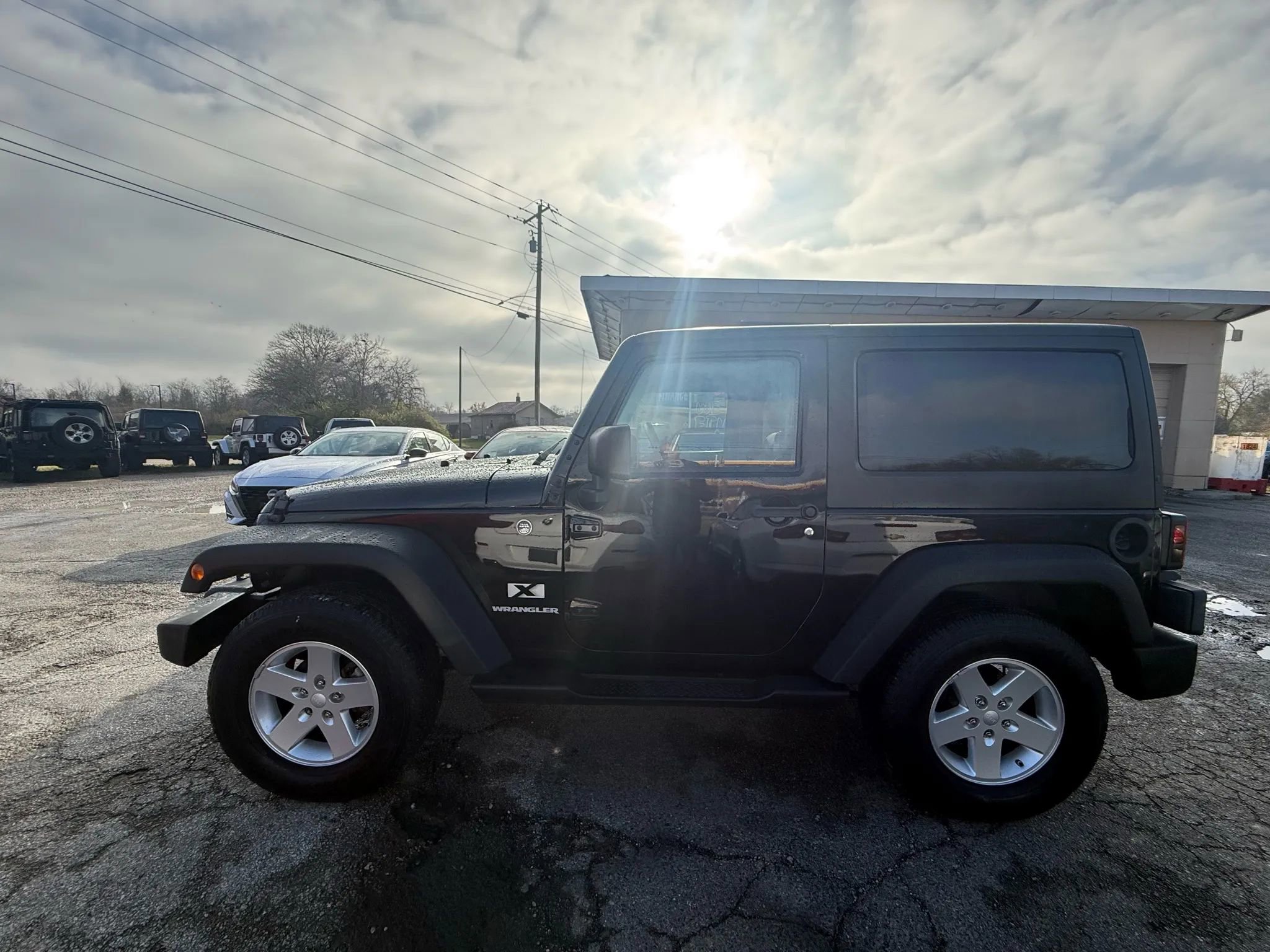 Used 2009 Jeep Wrangler X image 3