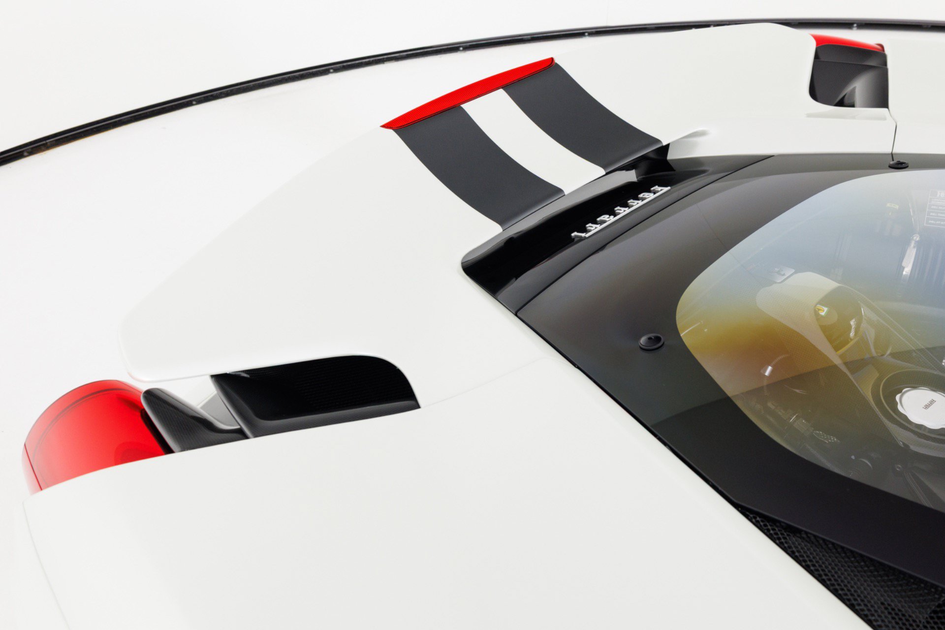 Used 2020 Ferrari 488 Pista Coupe RWD image 68
