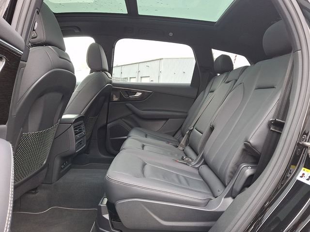 Used 2025 Audi Q7 3.0T Premium Plus image 10