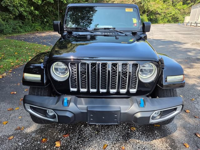 Used 2022 Jeep Wrangler Unlimited Sahara w/ Cold Weather Group AWD/4WD image 2