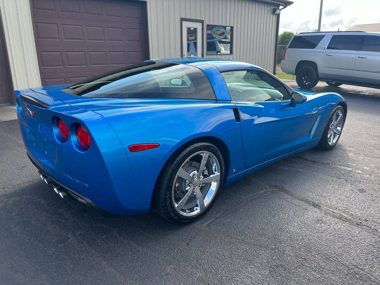 Used 2008 Chevrolet Corvette Coupe w/ Preferred Equipment Group RWD image 13