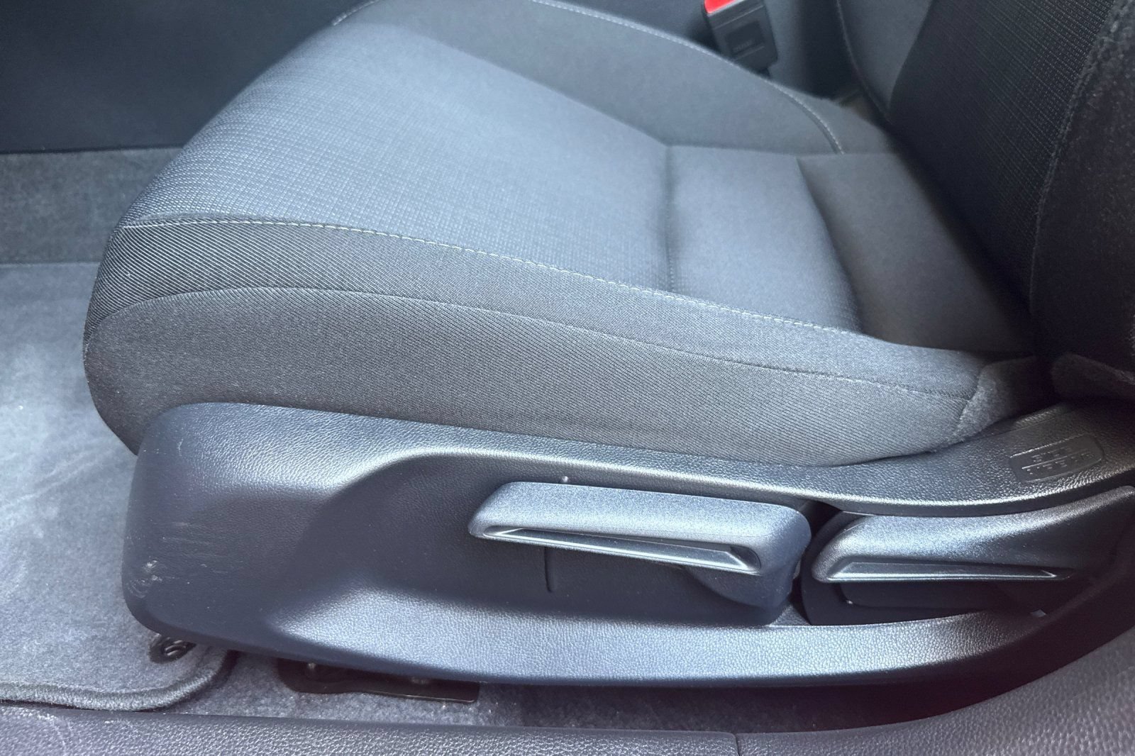 Used 2025 Honda Civic LX image 12