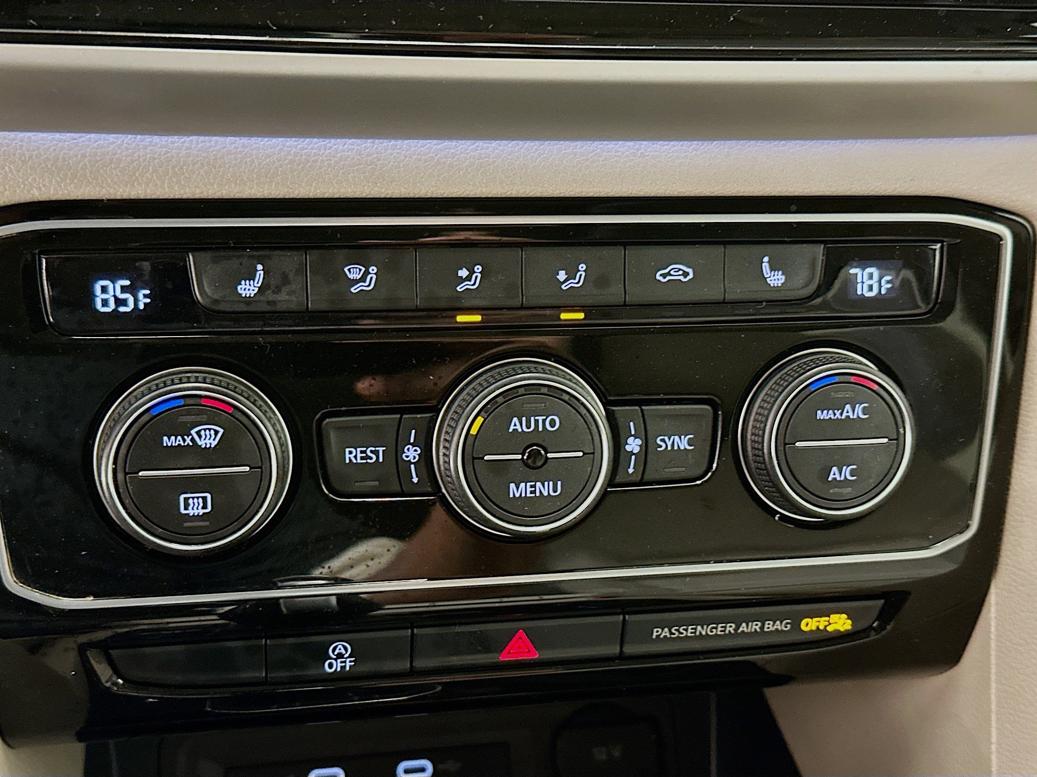 Used 2023 Volkswagen Atlas SEL R-Line image 24