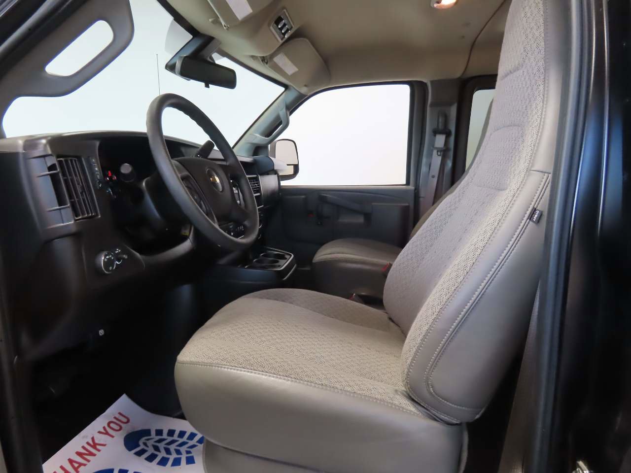 Used 2024 Chevrolet Express 3500 LT w/ LT Preferred Equipment Group image 13