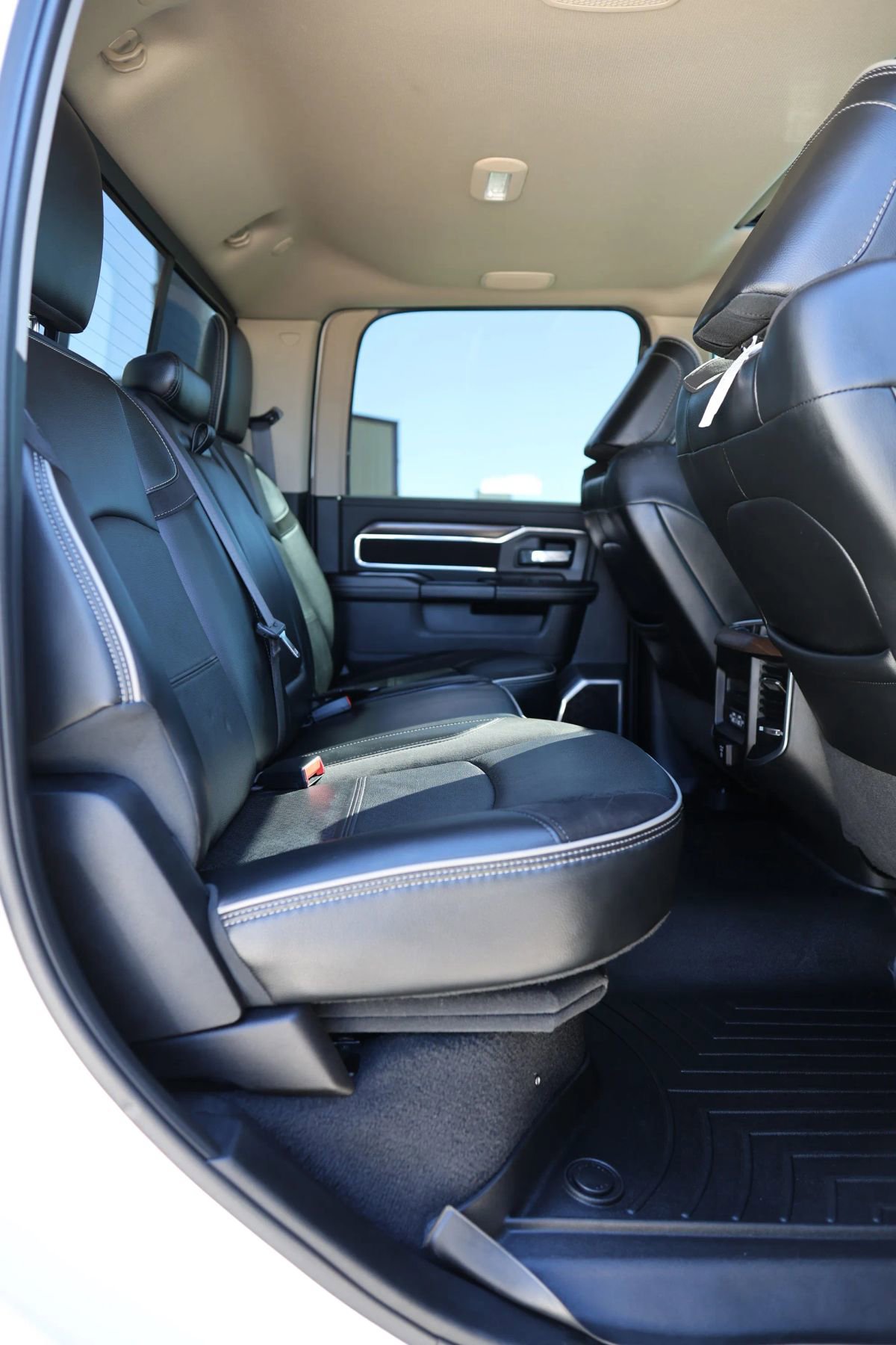 Used 2022 RAM 2500 Laramie image 49